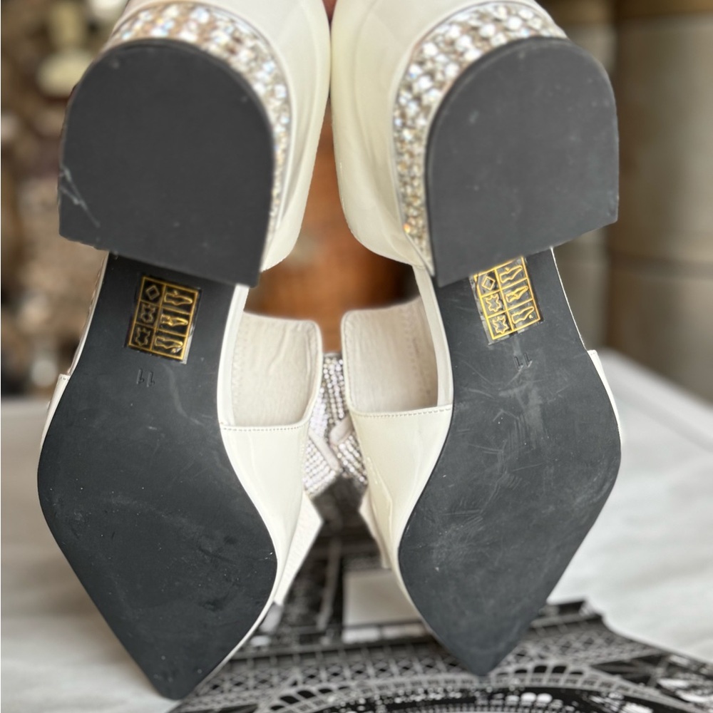 Elegant White Women's Shoes with Rhinestone Bow wedding loafer - Picture 4 of 9